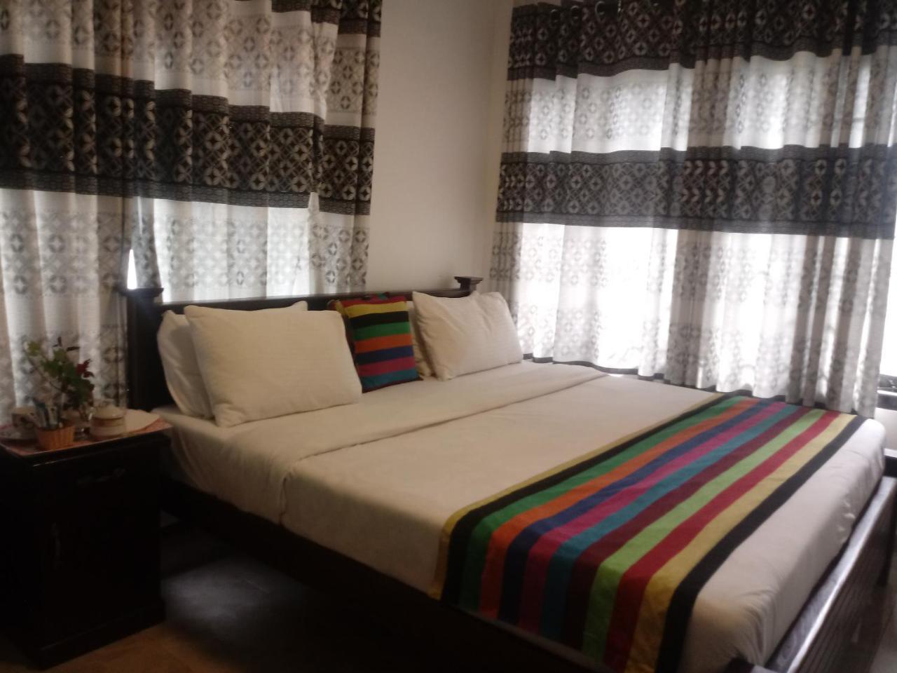 Bed and Breakfast Jai Bungalow Хаттон Экстерьер фото